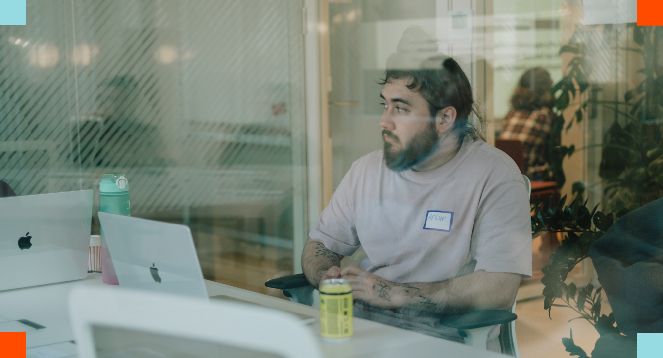 Using an AI Agent as a Research Buddy for Technical Decision-Making