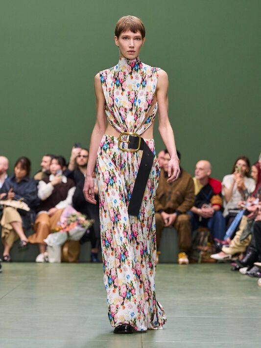 Martin Margiela, The Deconstructionist Designer : An Analysis to the ...