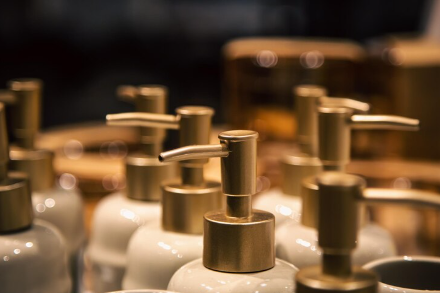 Unlocking The Best Custom Skin Care Formulations For Your Brand  by 