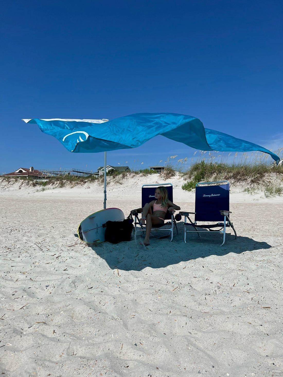 How to Properly Set Up and Anchor Your Beach Canopy by Solbello Jun