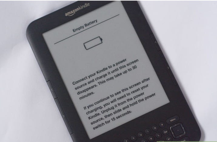 Love reading? Read this before you buy a Kindle!