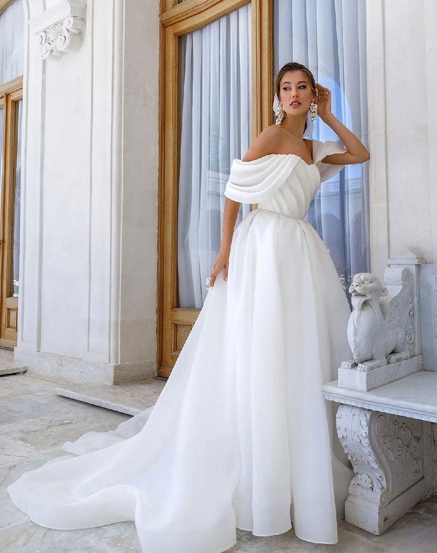 9 Dreamy Short Wedding Dress. Modern brides are increasingly drawn