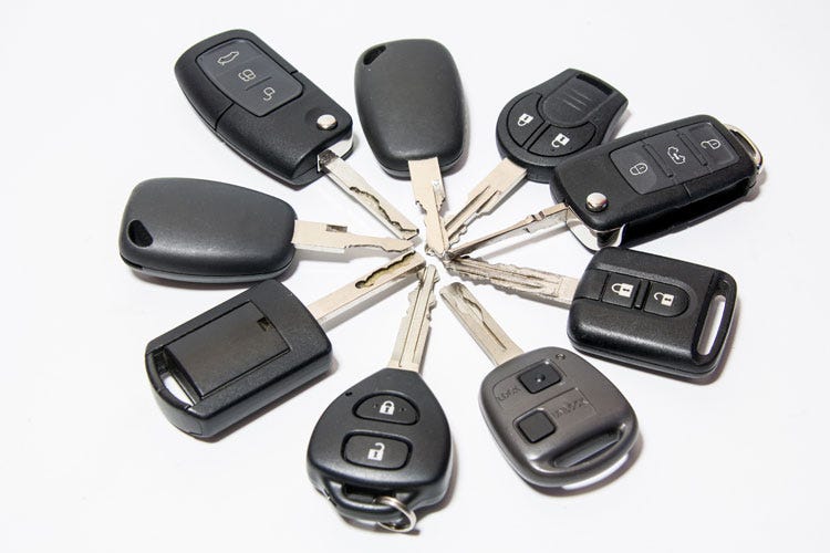 Locate Your Local Car Key Maker for Quick Solutions