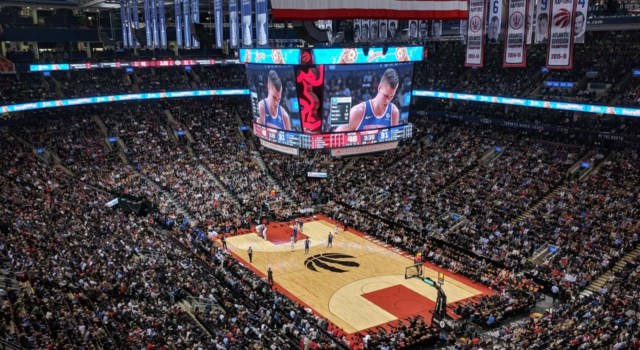 Toronto Raptors beat Golden State Warriors in Game 6, win Canada's