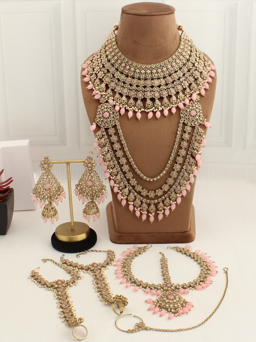 Reasons Why Jewelry is Important to Modernday Women by Trending Jewelry Medium