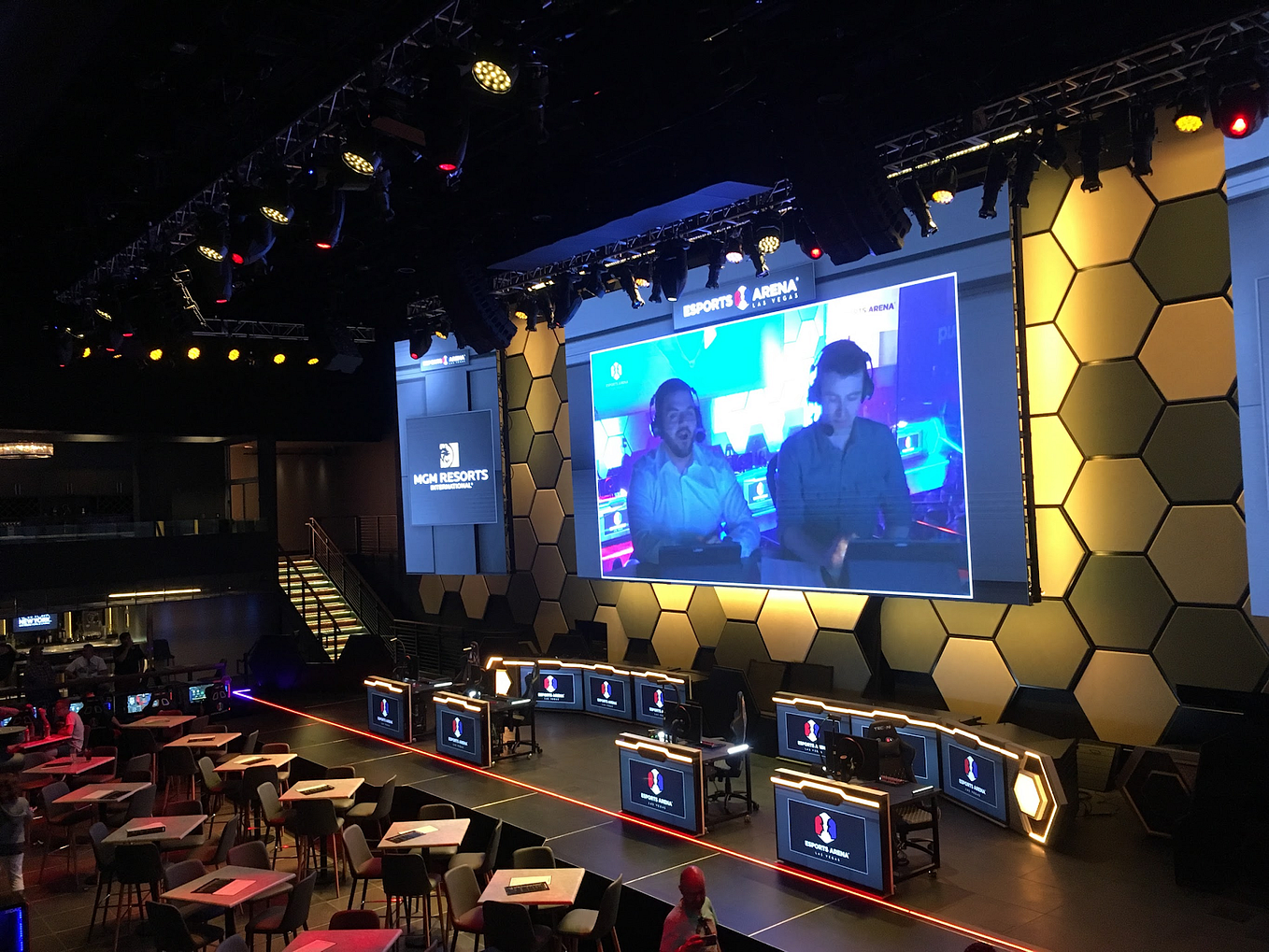 FIVE BRANDING CHALLENGES FACING ESPORTS PROS (AND HOW THEY CAN BE ...