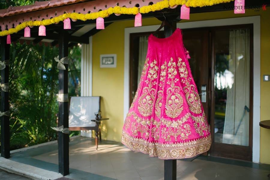 10 Ways to Drape Your Dupatta. Long gone are the days when the dupatta…, by Weddingz.in