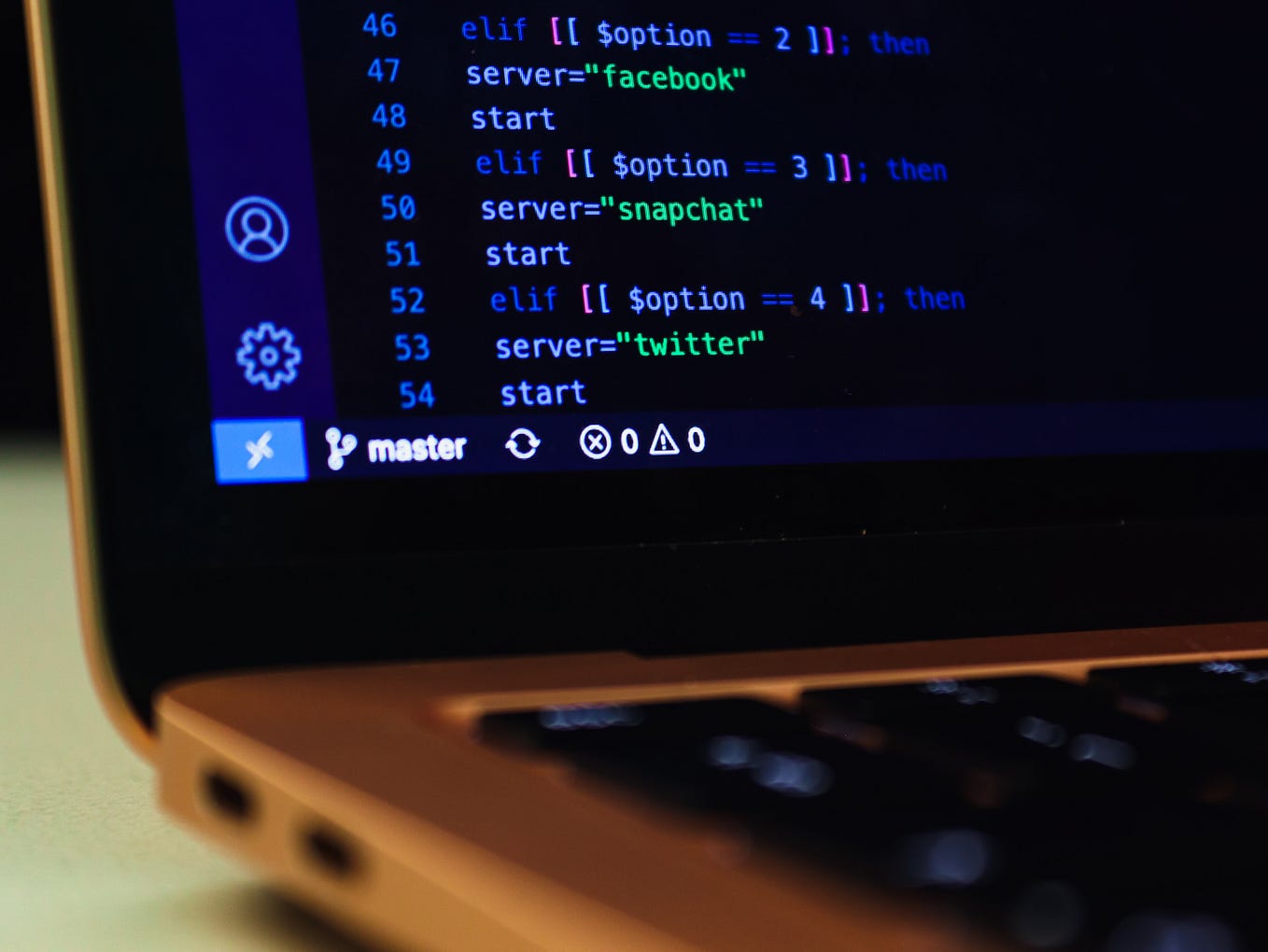 Dynamic Theming in Flutter using getstorage by Feri Lukmansyah
