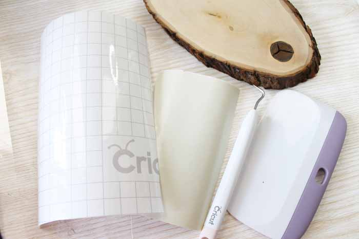 How To Use Cricut Transfer Paper On Vinyl? [Step By Step Guide