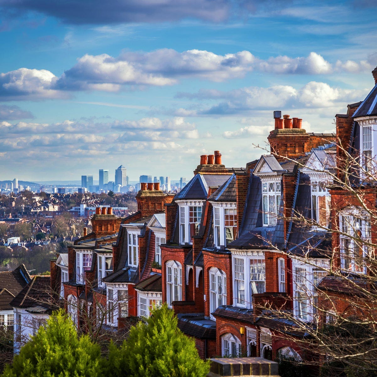 Fast House Sale in London: Strategies to Expedite Your Property Transaction  by Sell My house 