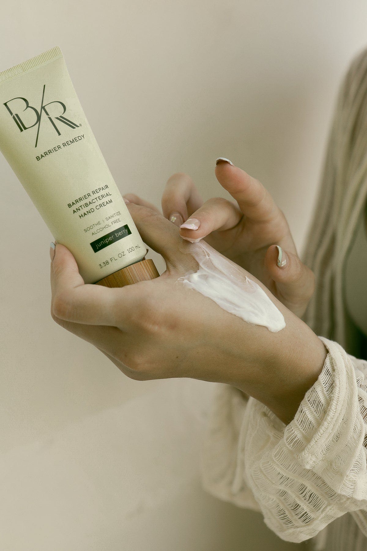 Antibacterial Hand Creams vs. Regular Hand Creams Key Differences and