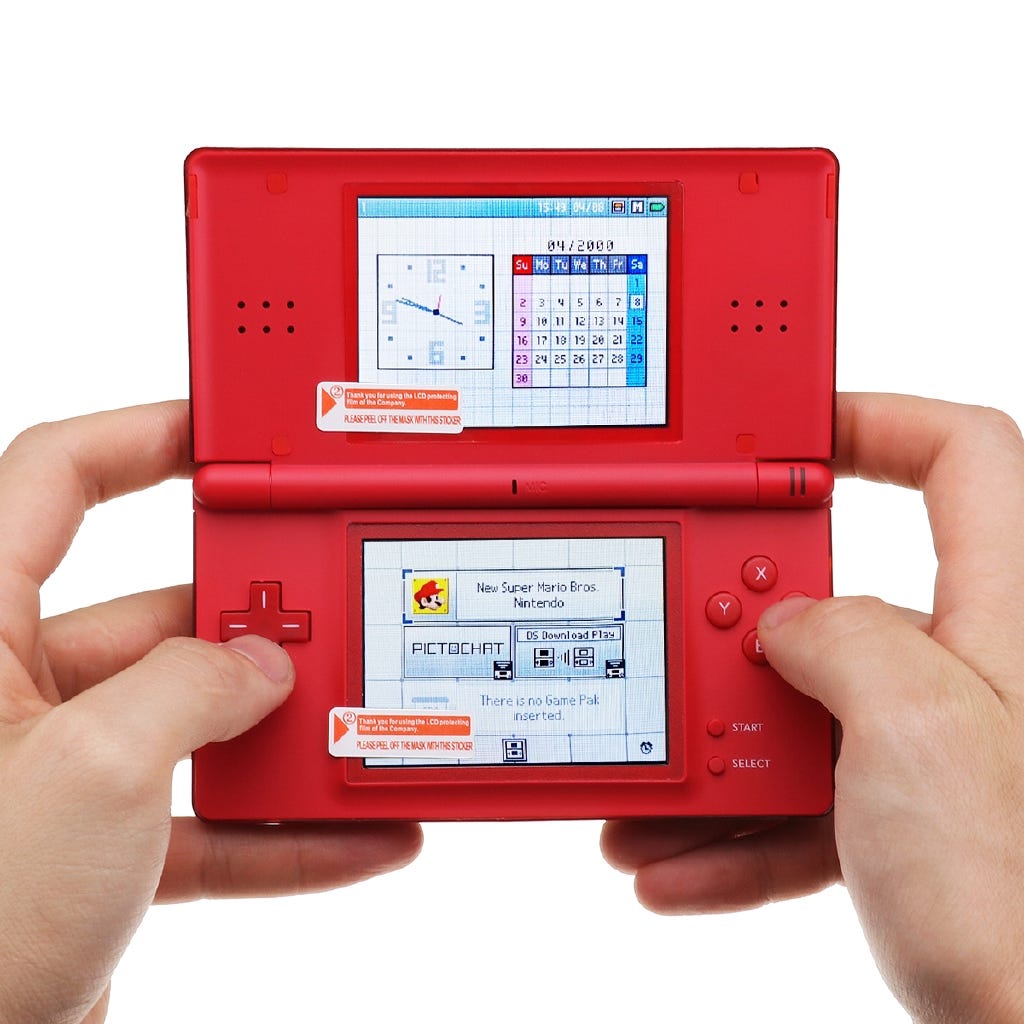 Compare Nintendo DS Lite Vs DSi: GameStock