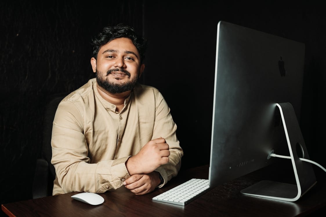 How I Created an AI-Powered Assistant That Sees, Talks, and Understands ...