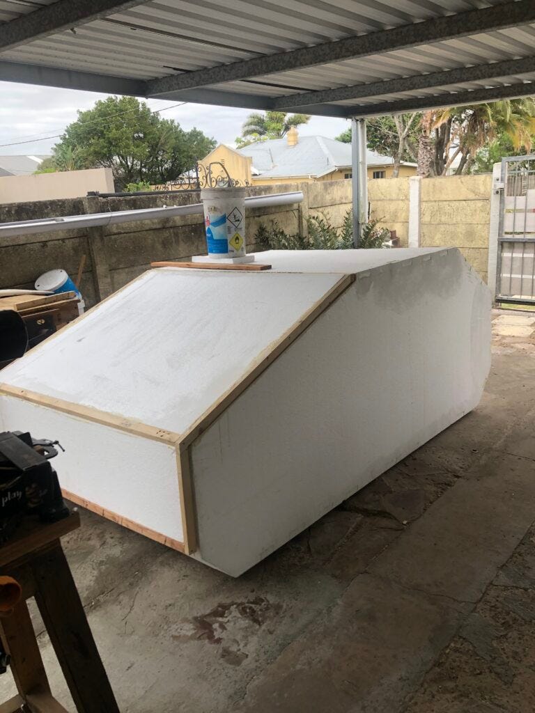 How to Build a Simple Kratky Hydroponic System by Nevillekw Sep