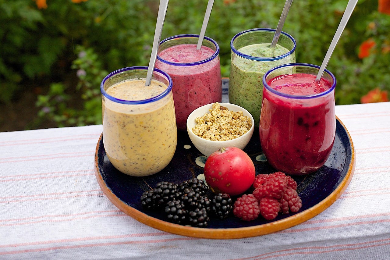 لذيذ وصحي: عصير بروتين طبيعي بدون مسحوق البروتين | by Noura | Medium