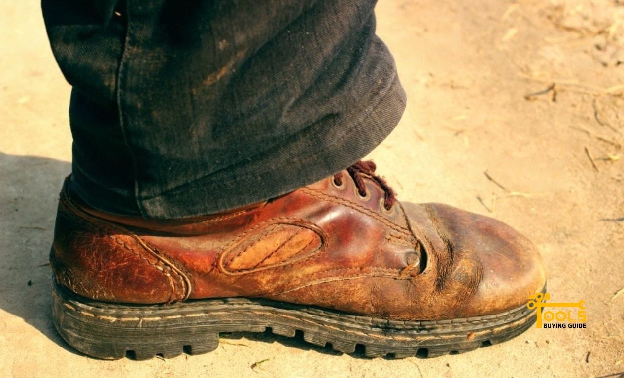 Guide Unearthing the Best Tools for Digging in Clay Exploring Pros