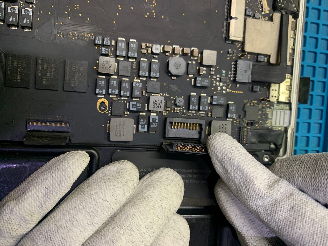 Apple Device Repair Service, Apple Service Centre iCure Solutions