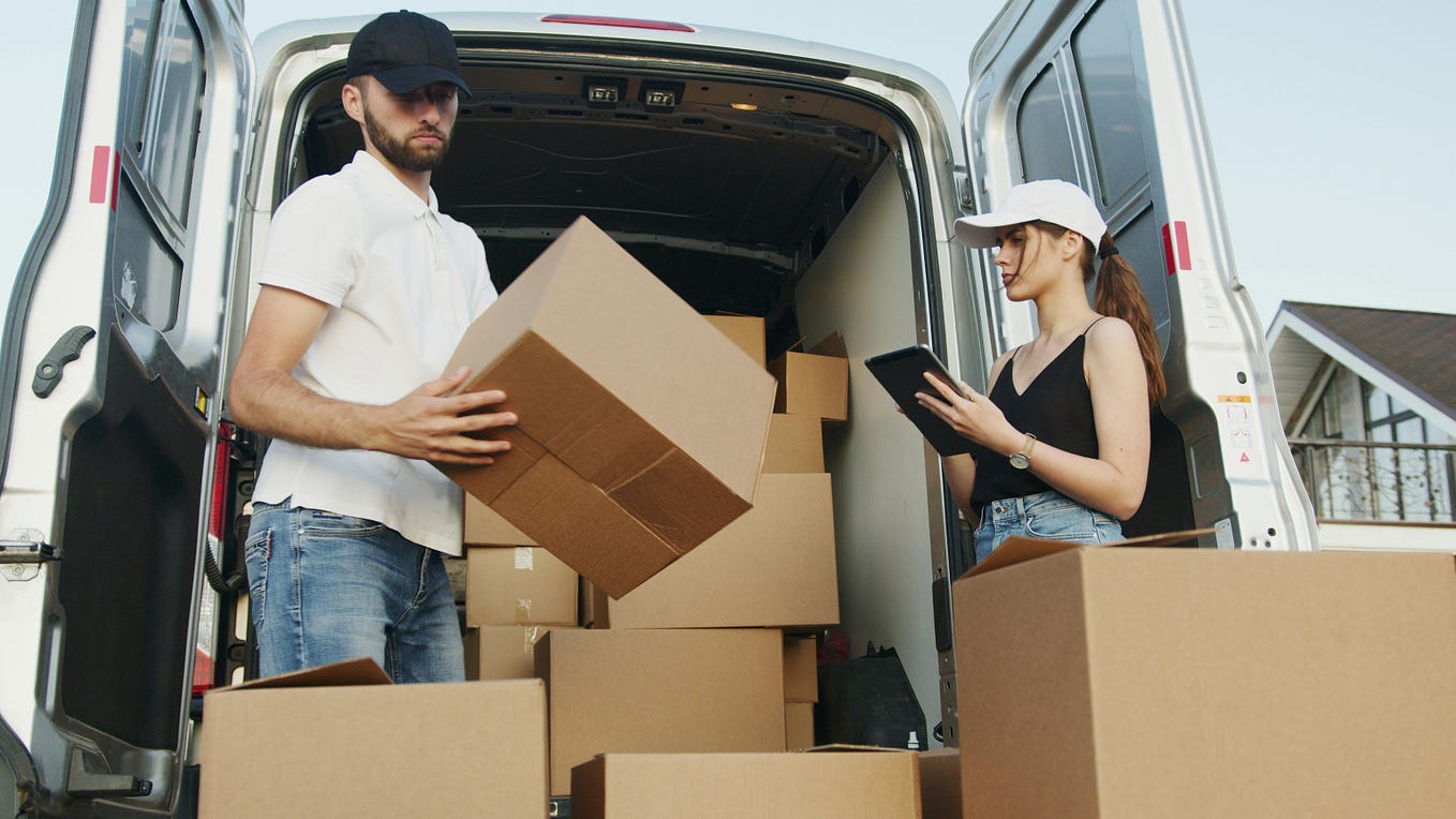 Navigating the World of Movers: A Comprehensive Guide  by Safesecuremoversandpackersllc  May 