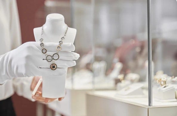 Unveiling the Allure of Paparazzi Earrings — A Fashion Statement 