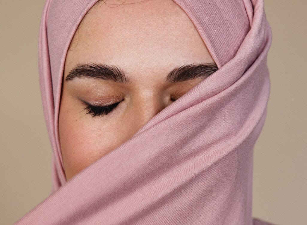 Three Fashion Tips To Style The Modest Outfits From Urban Culture | by ...