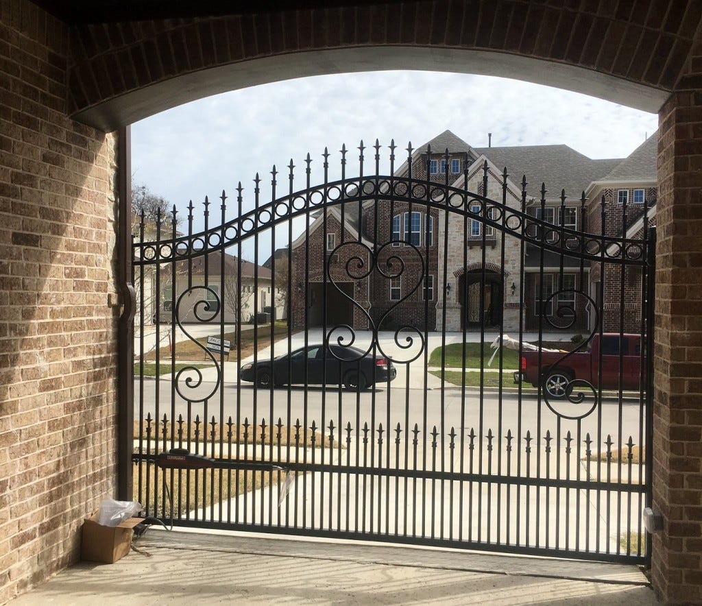 Residential electric gate repair. Gates are supposed to offer security