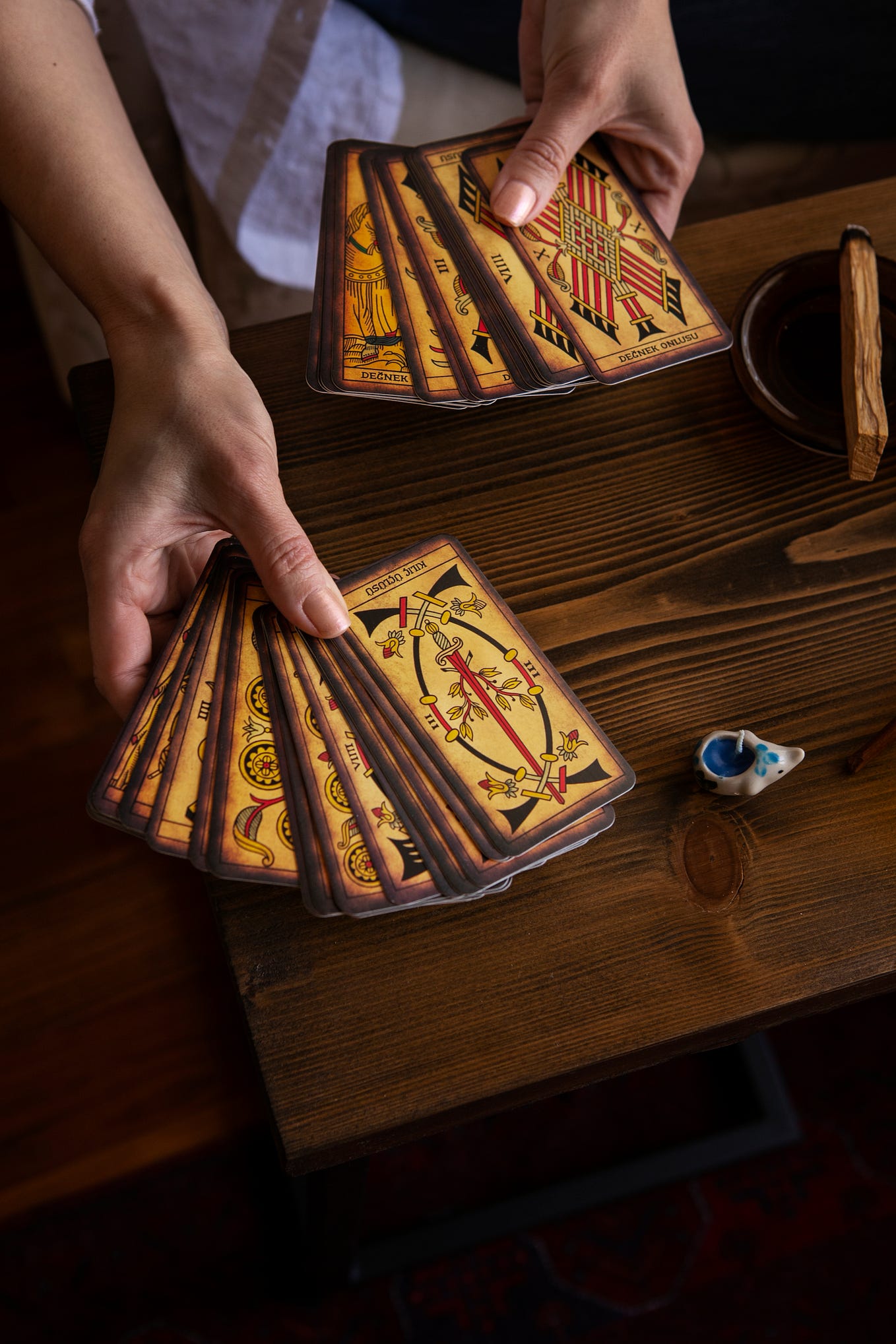 Tapete De Lectura De Tarot De Terciopelo Melocotón – 49x49 Cm, Suave Y Lujoso, Compatible Con Cualquier Baraja, Versátil Para Juegos De Mesa Y Reuniones, Regalo Para Místicos Y Tarotistas