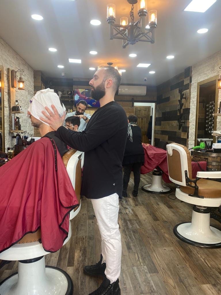 What’s The Difference Straight Razor Shave vs. Electric Razor Shave