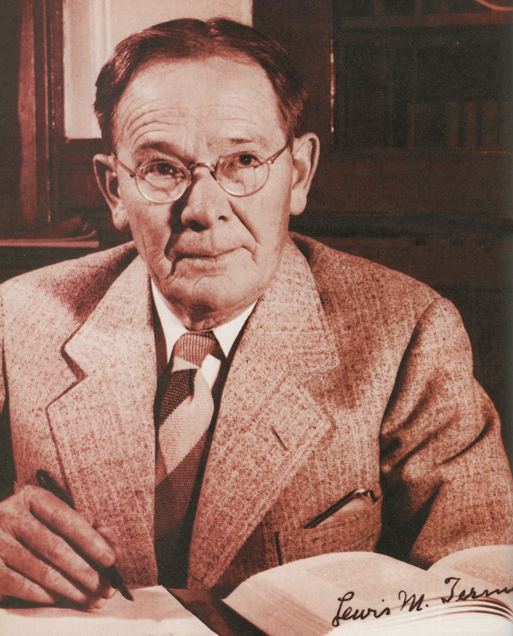 why-you-should-read-animal-farm-a-clever-dystopian-fiction-to