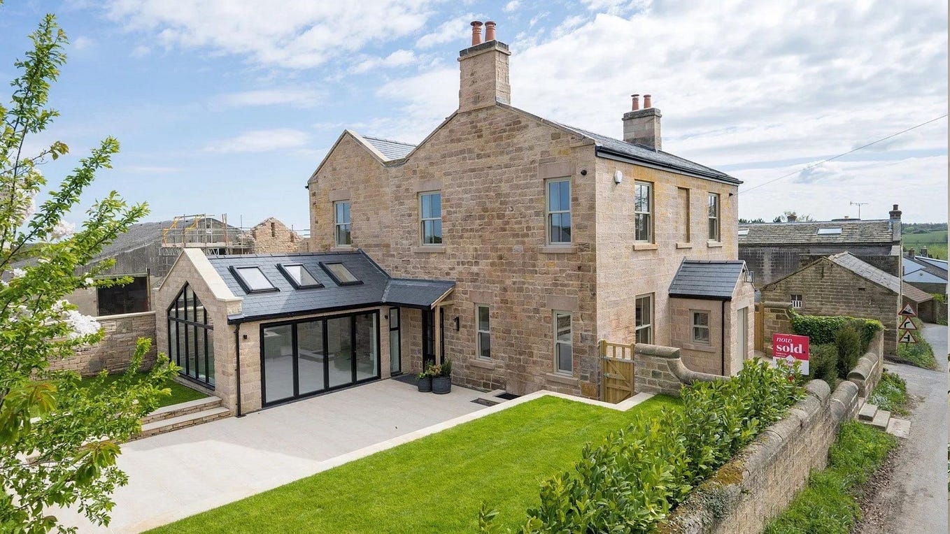 The Timeless Elegance of Sash Windows | by Quickslide | Jun, 2024 | Medium