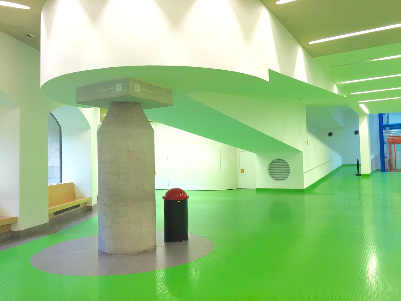 杜勒的自畫像 2016年初, 在德國慕尼黑國立古美術館(The Alte Pinakothek München),再次看到德國文藝復興大師杜勒 ...