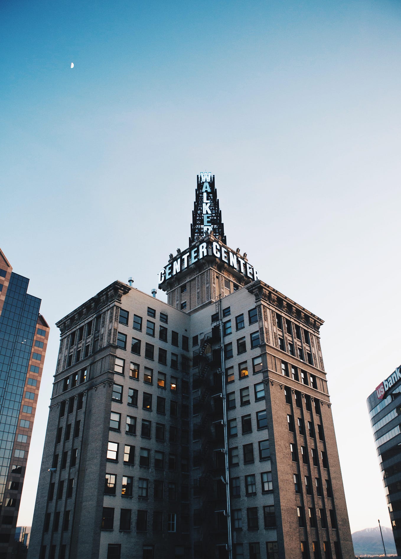 How To Apply For ESTA Explained. ESTA, the Electronic System for Travel