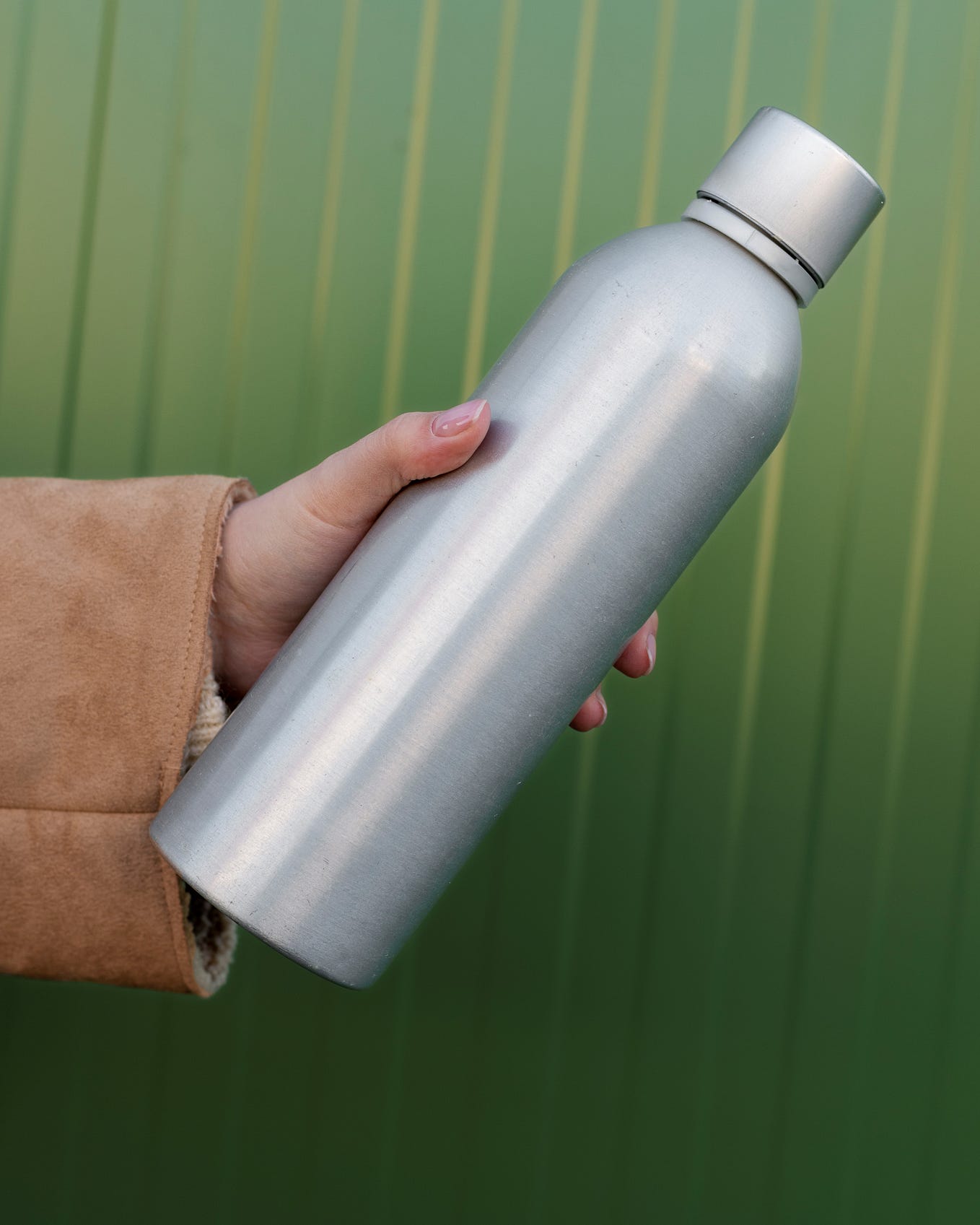 Owala Water Bottle vs Hydro Flask, by Qaiserg