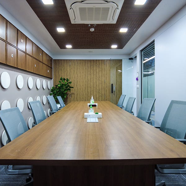 Computer Lab Furniture Manufacturer in Ahmedabad by SkyGreen Interior