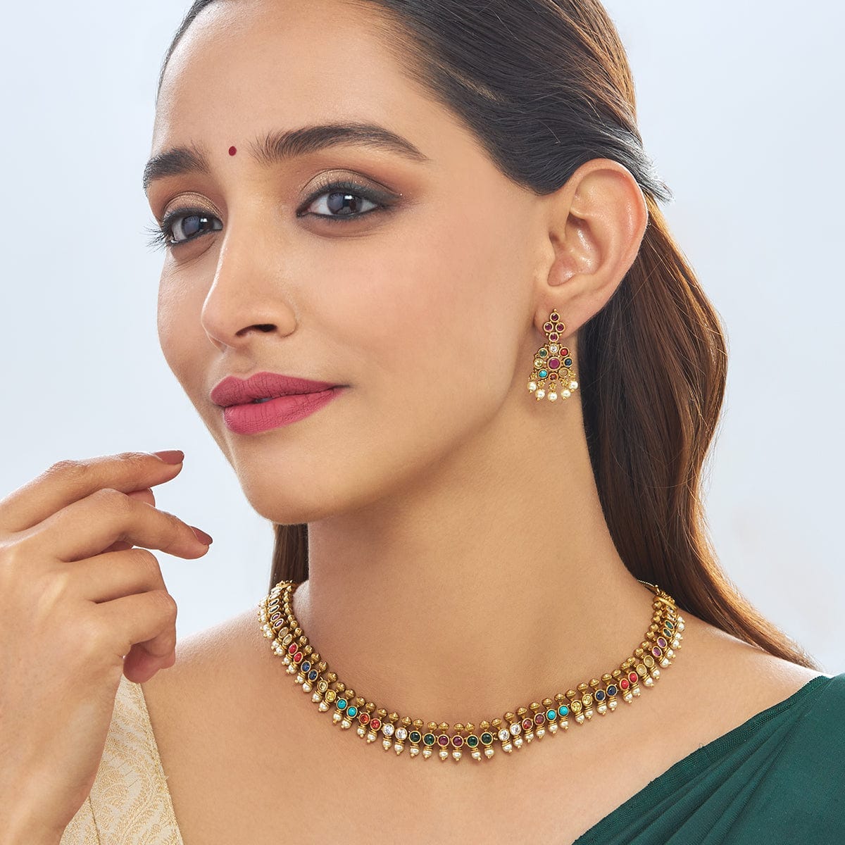 The Timeless Allure of Kundan Jewellery: A Glimpse  by Vasudevkushal 