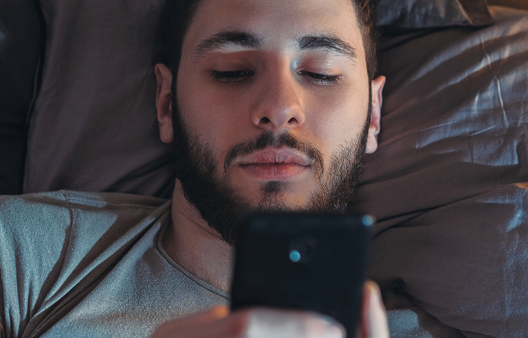 4 Common Habits That Are Secretly Harming Your Brain &amp; Mental Health ...