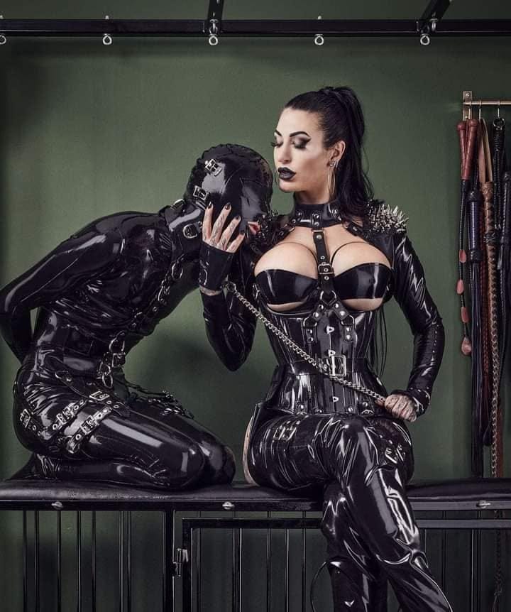 How do I wear latex dress?. Wearing a latex dress requires some… | by  latexclothing | Medium
