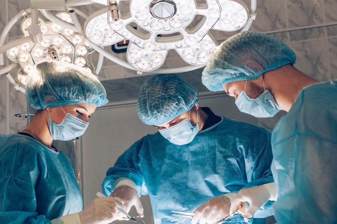 3 Important Responsibilities And Requirements Of Neurosurgeons | by ...