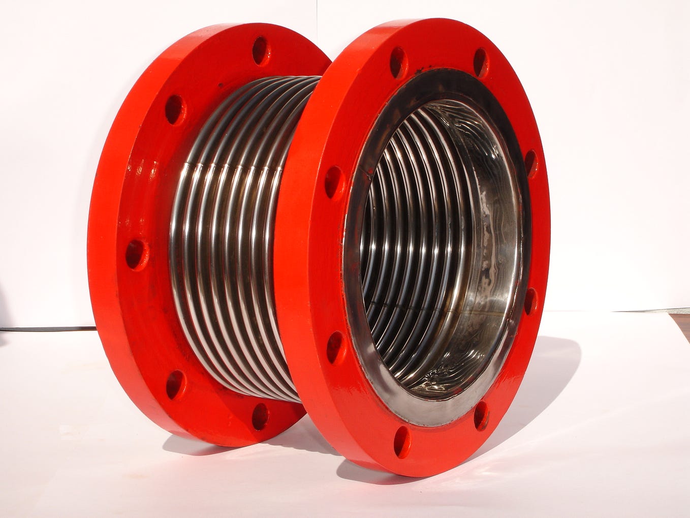What are pipe expansion joint and expansion devices Flexpert bellows