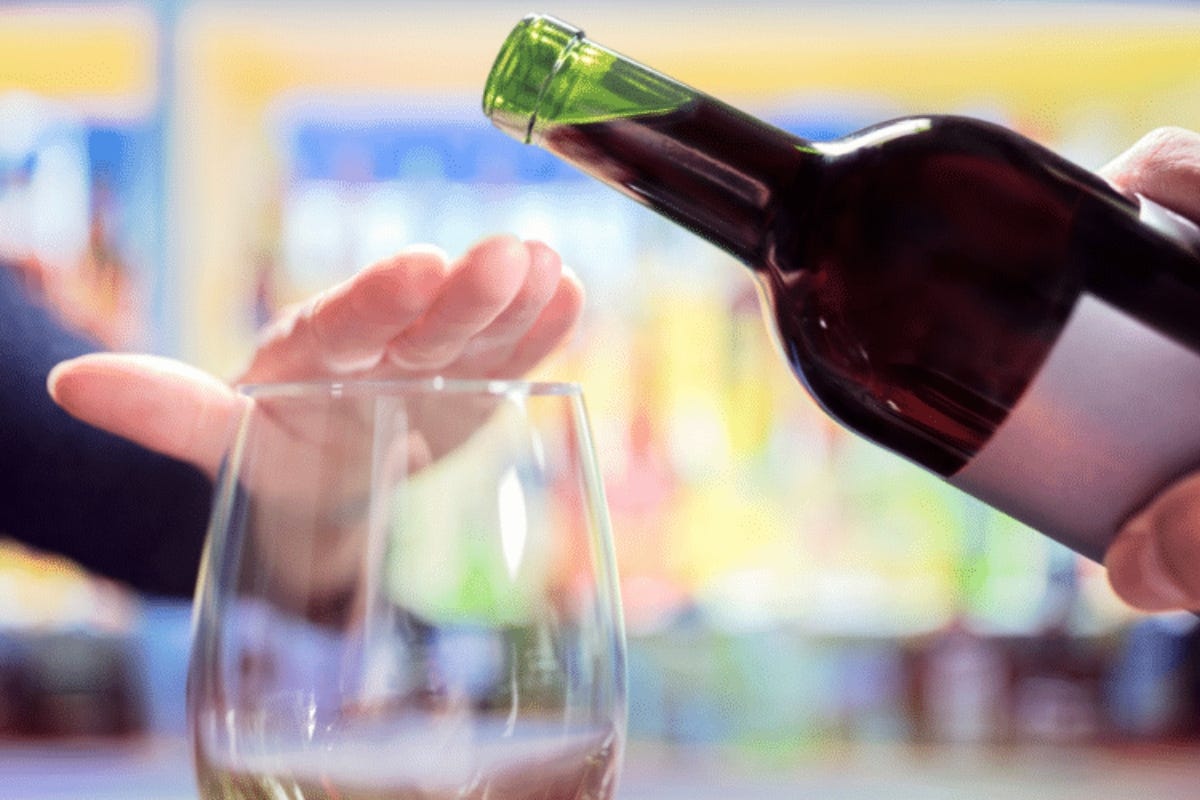 Is Sparkling Water Bad For Your Teeth? Do Dental Professionals Avoid It