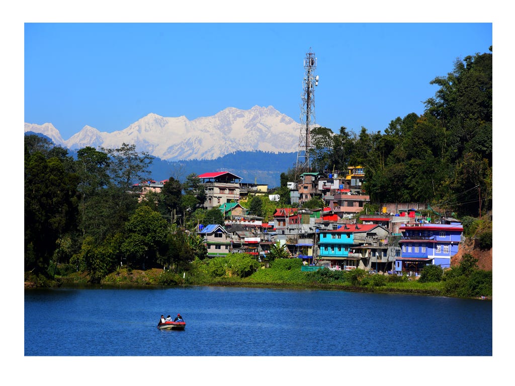 Batasia Loop Darjeeling Anupsunam Medium