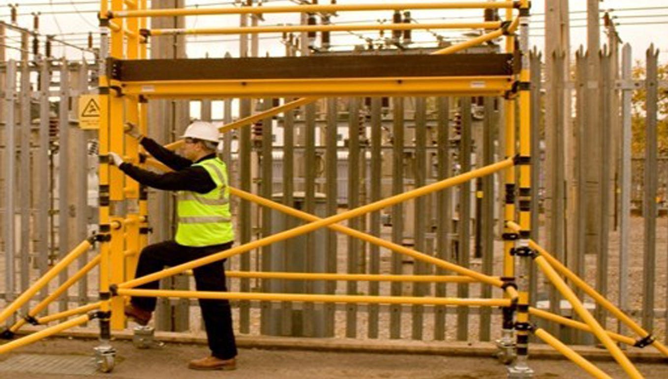 Advantages and disadvantages of a scaffolding system by Tradex Medium