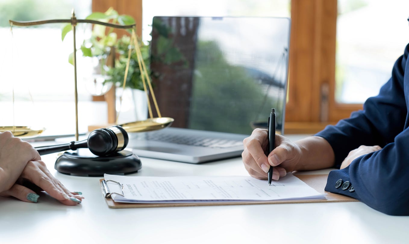 Evaluating SelfDefense Claims in West Palm Beach Battery Cases by