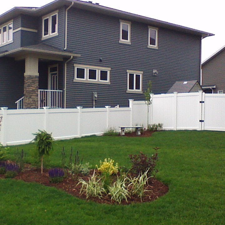 Vinyl Fence Installation. Step By Step Guide by Everlast Vinyl