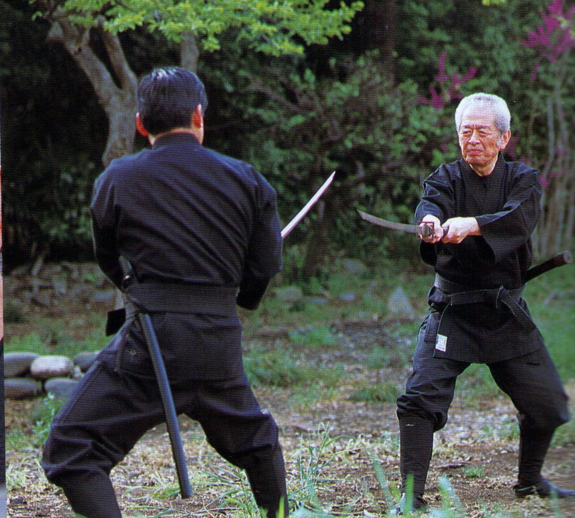 EL KUBOTAN  Bujinkan Asturias