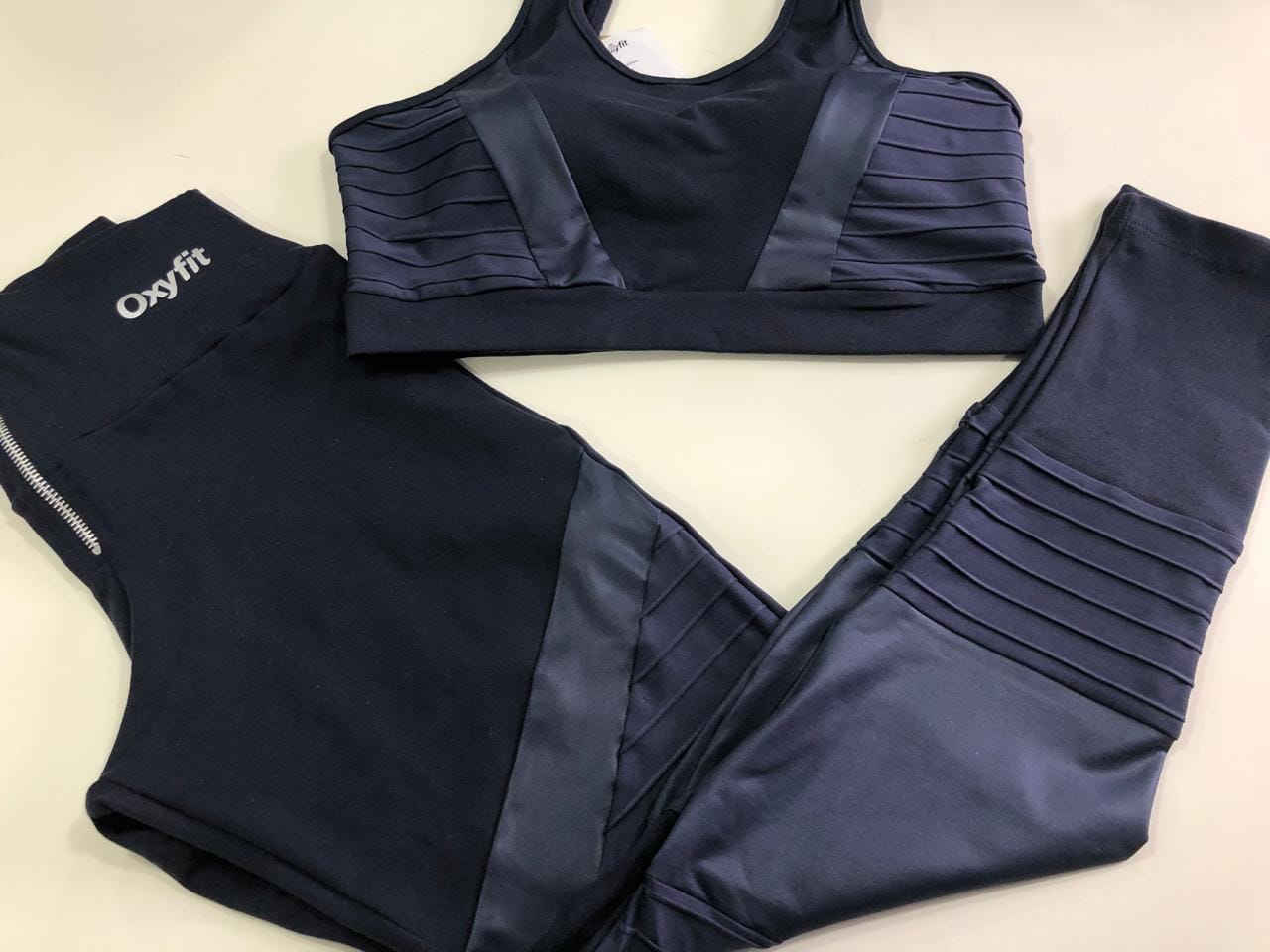 Best And HighQuality Gym Wear Within Your Budget oxyfit impulse Medium