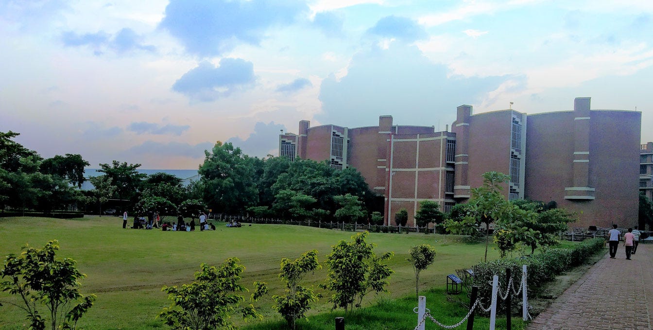 What B.Tech College in Noida Has the Best Campus Facilities? | by VGI ...