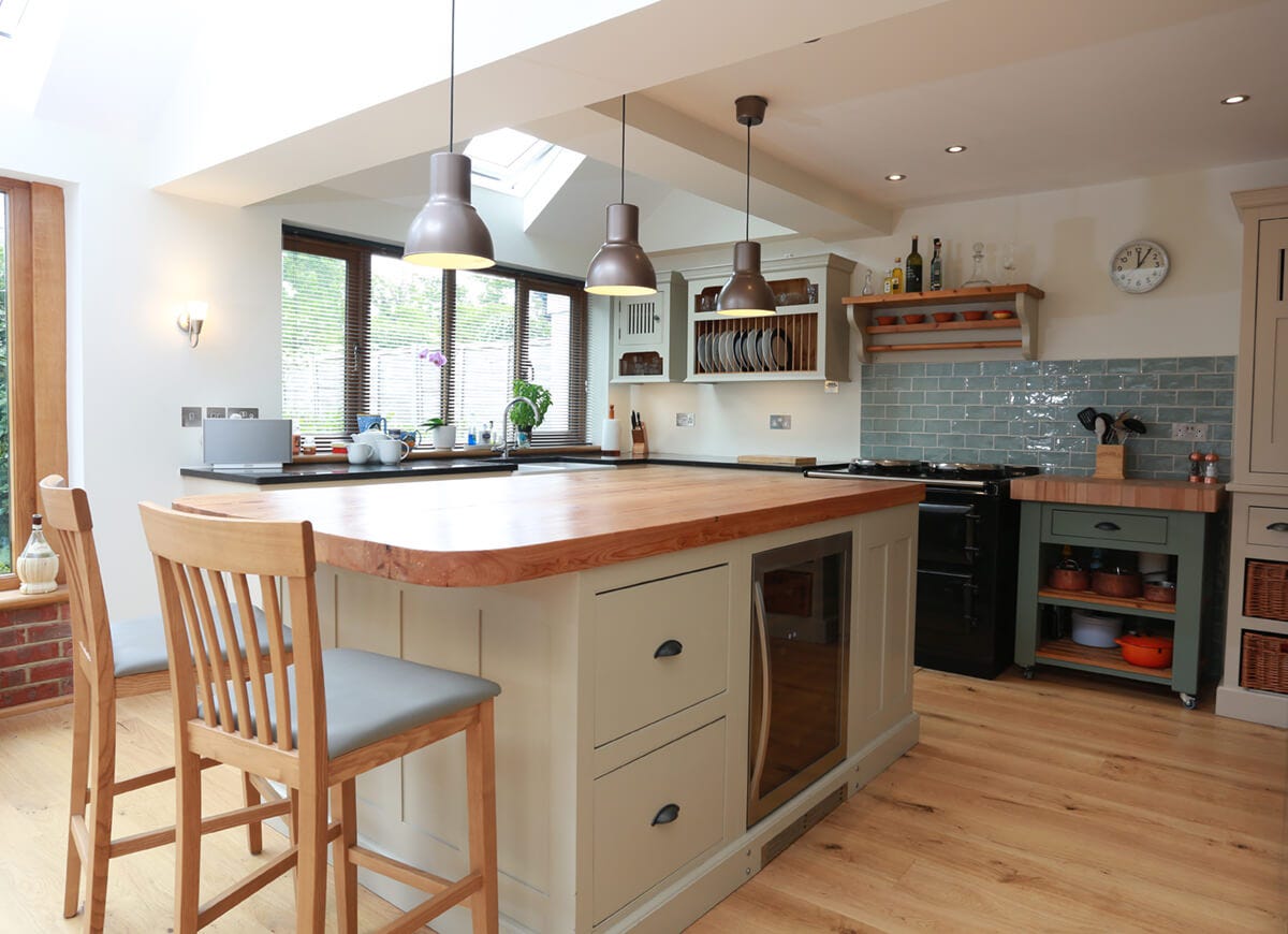 Are Quartz Worktops worth it? Top 10 Benefits of a Quartz Worktop by