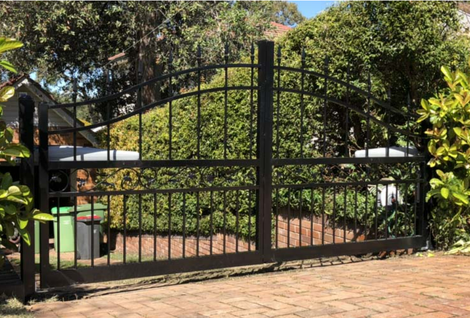 Knowing about the different types of automatic gate openers by Smart