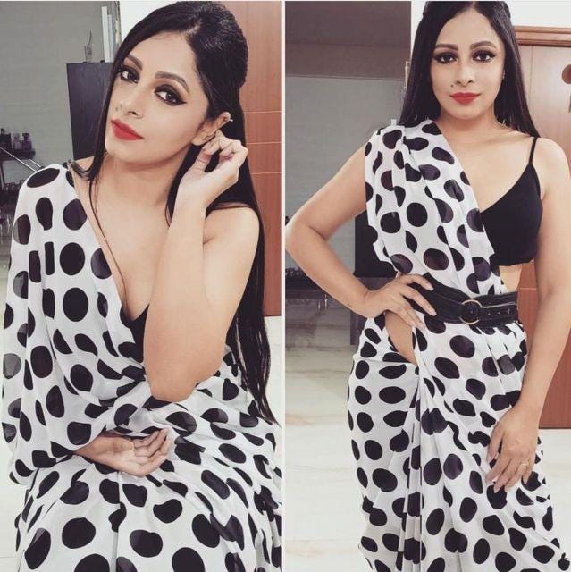 booking-available-9818099198-top-female-escorts-service-in-noida