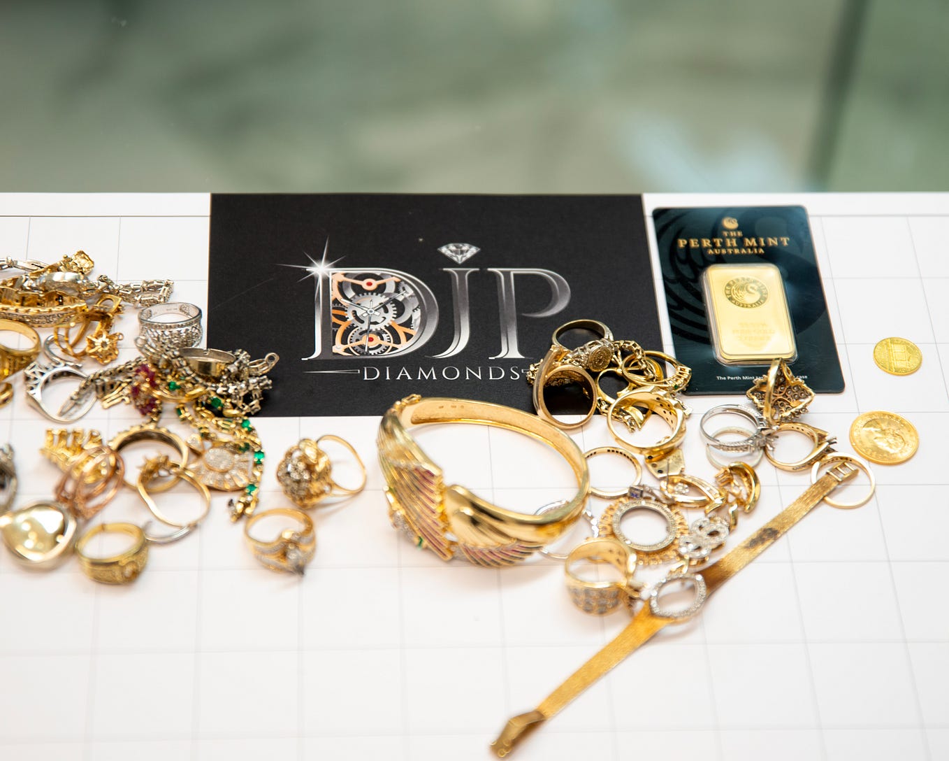 Unveiling the Mystique: A Guide to Selling Large Raw Precious Gemstones 